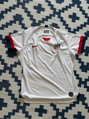 Nike US Soccer National Team Soccer Jersey World Cup Kids L